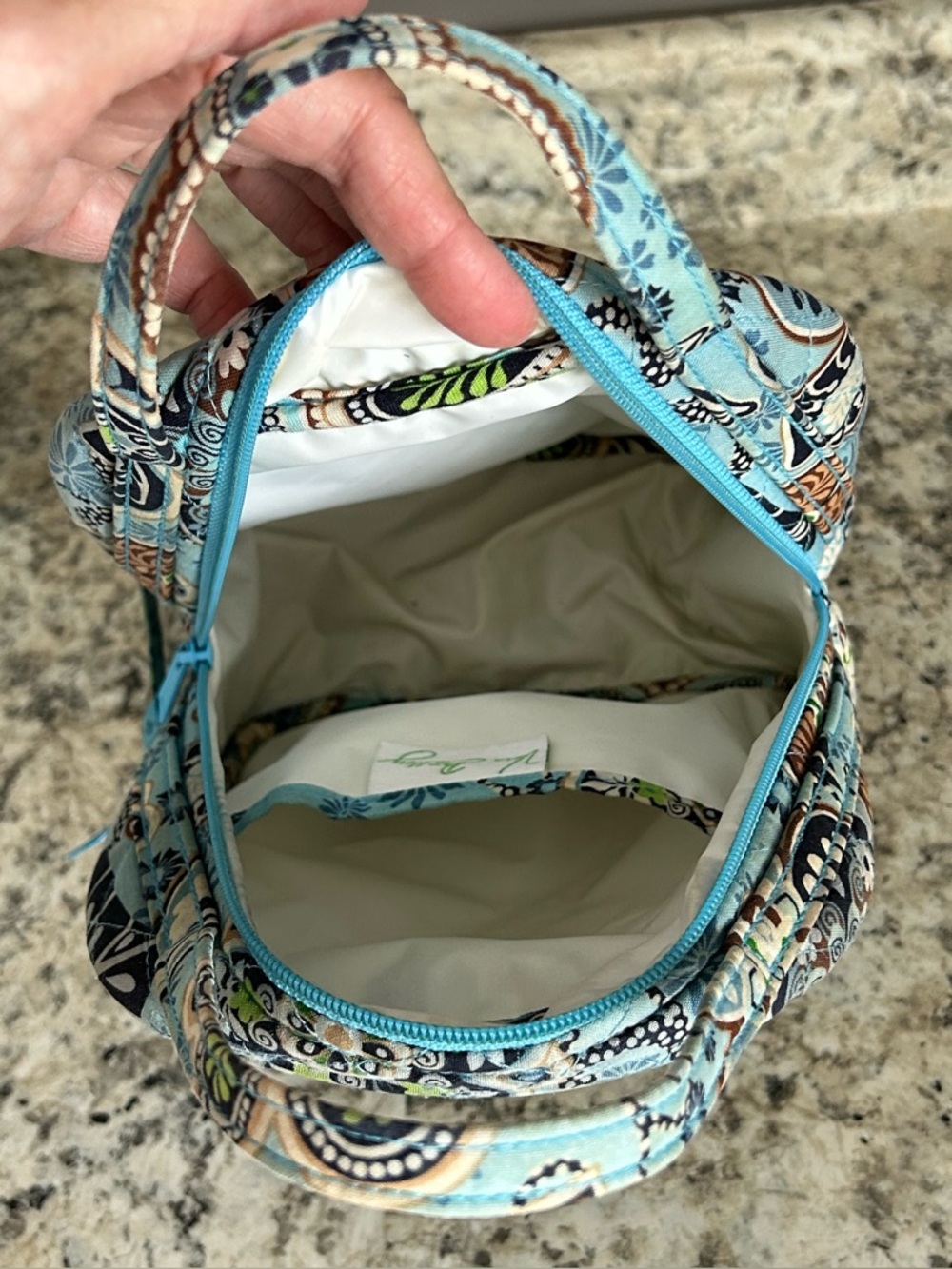 Vera Bradley Let’s do Lunch Quilted Insulated Lunch Bag Bali Blue Pattern - Picture 9 of 14